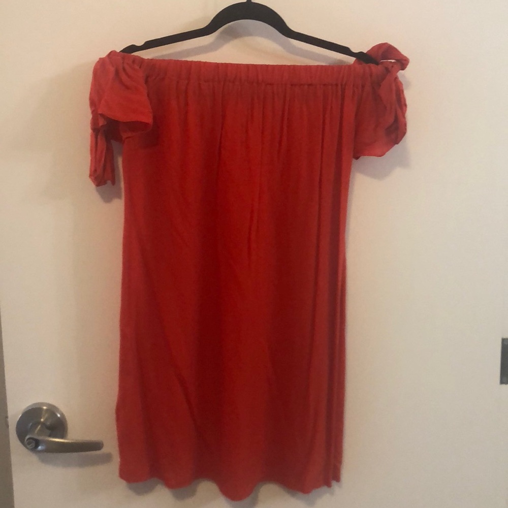 Off shoulder Mango mini dress